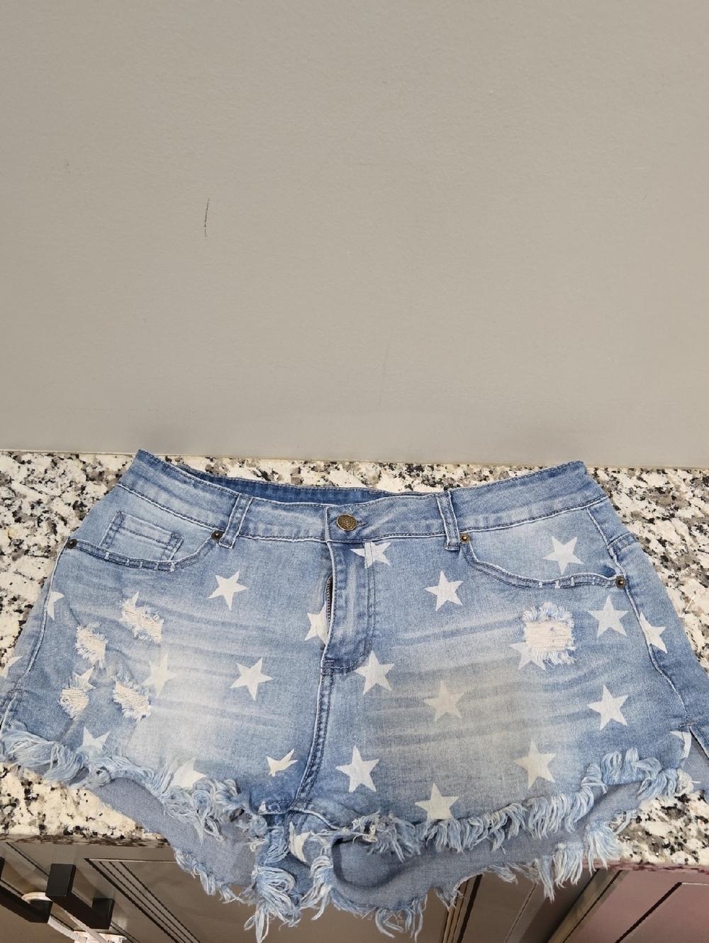 Women's Light Blue Star-Print Distressed Denim Shorts